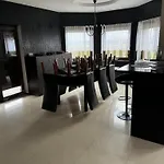 Dom Apartment *